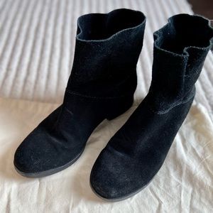 Eileen Fisher black suede ankle boots, Womens size 6, VGUC